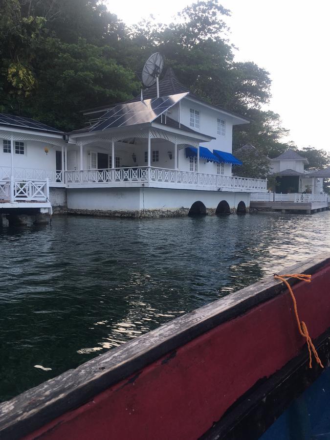 Tha Lagoon Spot Port Antonio Ngoại thất bức ảnh